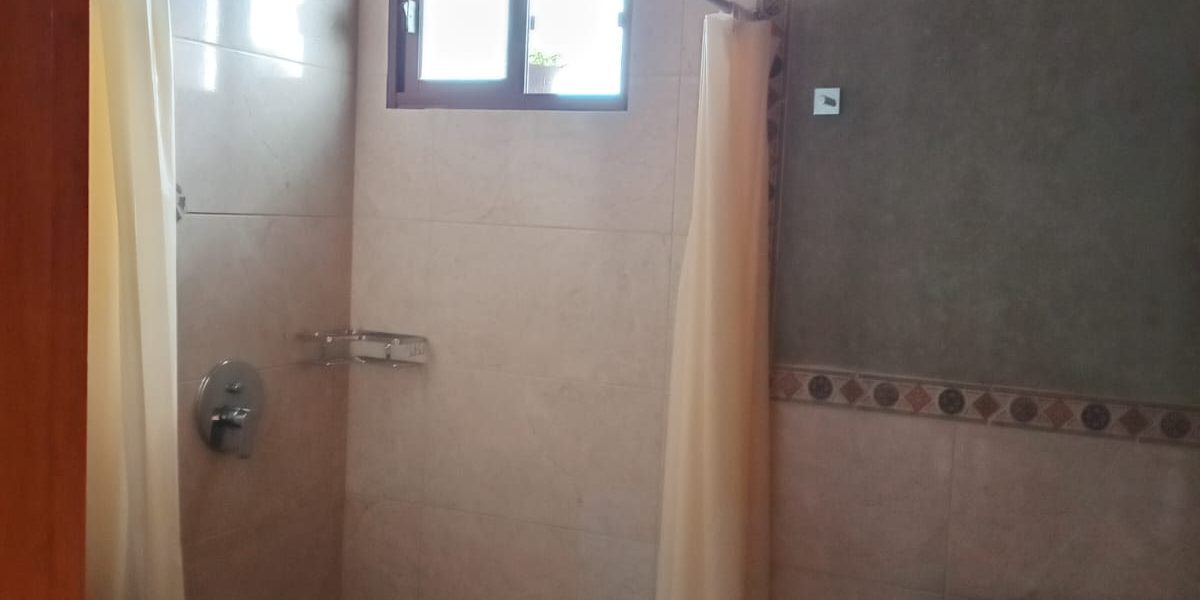 06a93cc4-ff20-43cf-8f88-1552c4f9b73b